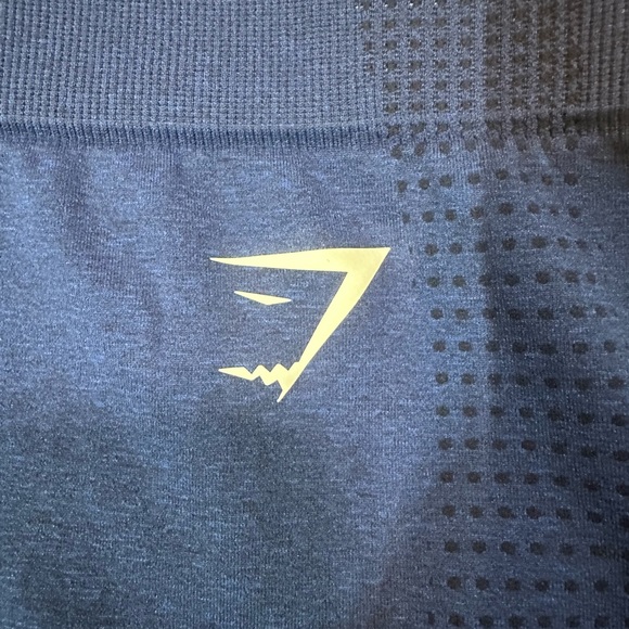 BNWOT - never worn Gym Shark navy leggings - Picture 2 of 5